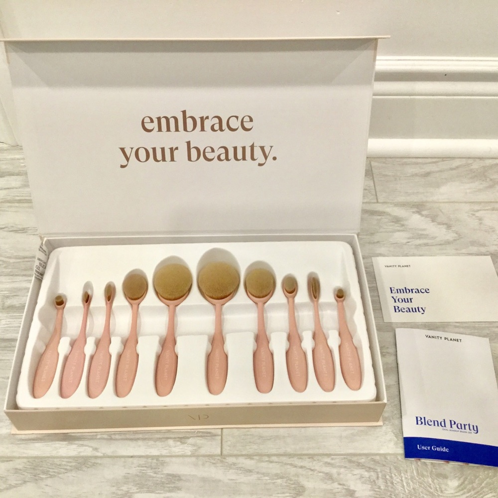Vanity Planet Set of 10 Soft Pink Vegan Makeup Brushes